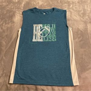 Runway sleeveless quick dry - Boys M 8/10